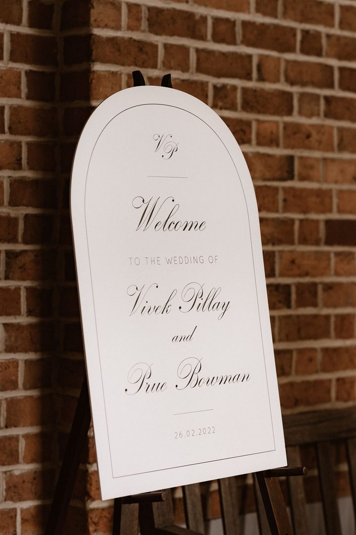 Paperlust welcome sign, Arch-shaped welcome sign. Vivek Pillay and Prue Bowman