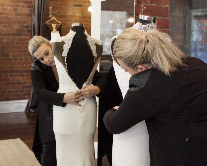 Industrial wedding inspiration: Paperlust photoshoot