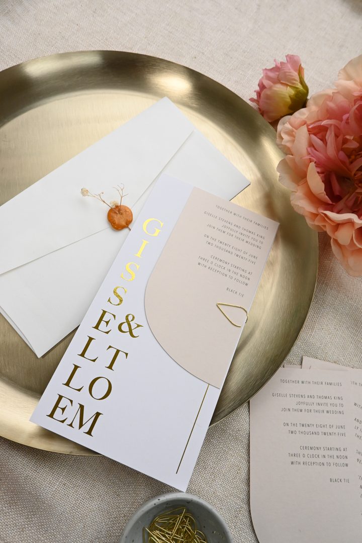 fairytale-wedding-invitations-ideas-design-guide-paperlust