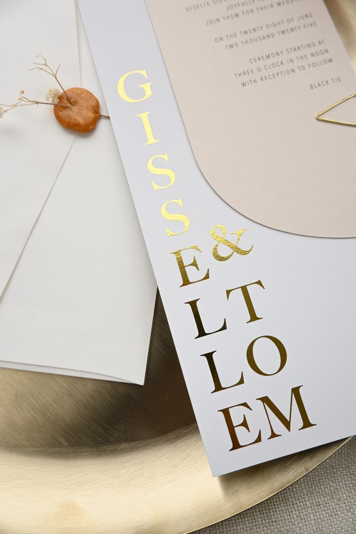 fairytale-wedding-invitations-ideas-design-guide-paperlust